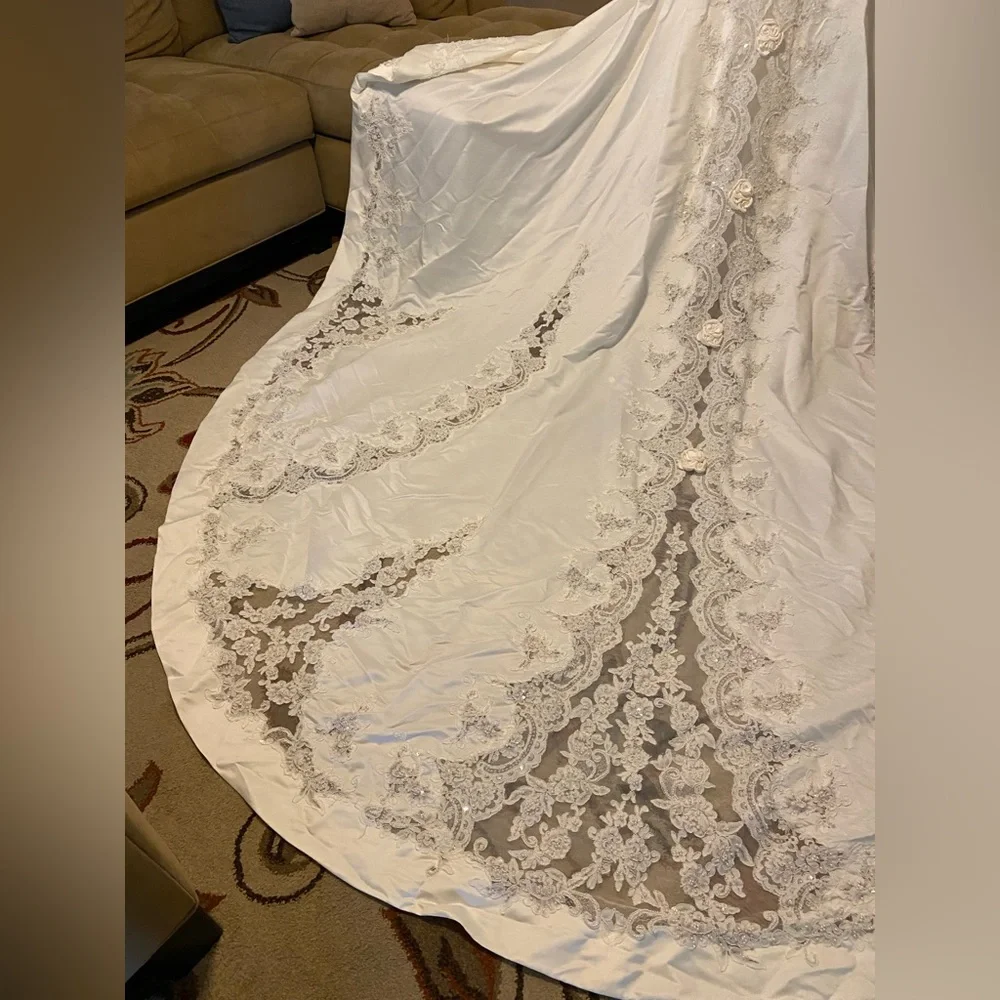 Mon Cheri Wedding dress size 14 - Picture 7 of 16